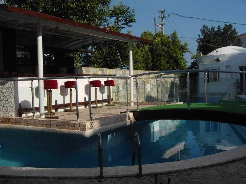 Orion Hotel Bitez Exterior photo